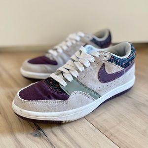 Nike Court Force Low Sneakers in Purple and Gray